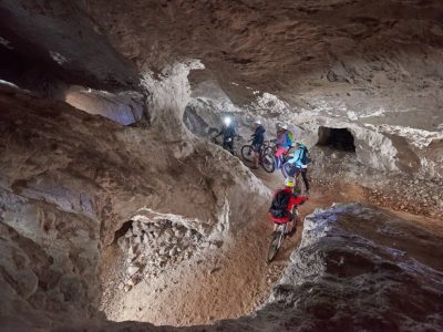 151253-F007987-koroska_podzemlje_pece_tomo_jesenicnik_2_orig_jpg-photo-l-2-Groot