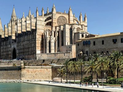 30-31-Hapag-Lloyd-Cruises-OpVakantie-voorjaar-2026-ED20_page_31_item_7