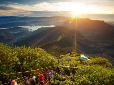Sri-Lanka-Adams-peak-Groot